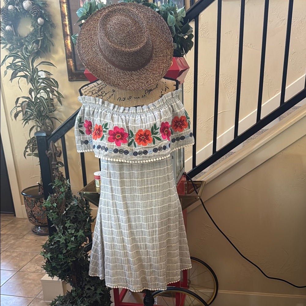 THML White and Red Off-Shoulder Flutter Sleeve Sundress